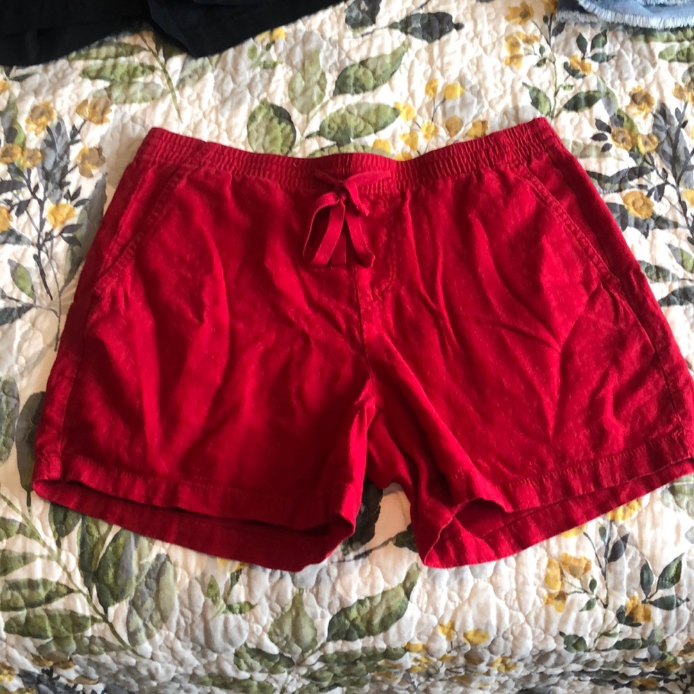 Red tie shorts